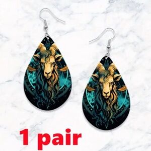 NWT Regal Zodiac Capricorn on a Teardrop Shaped Pierced Dangle Earring!
